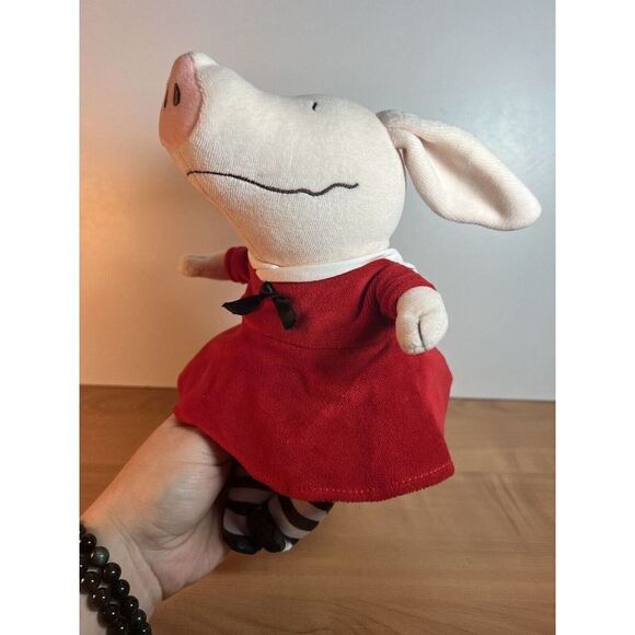 OLIVIA by Ian Falconer 10" Plush - Picture 1 of 7